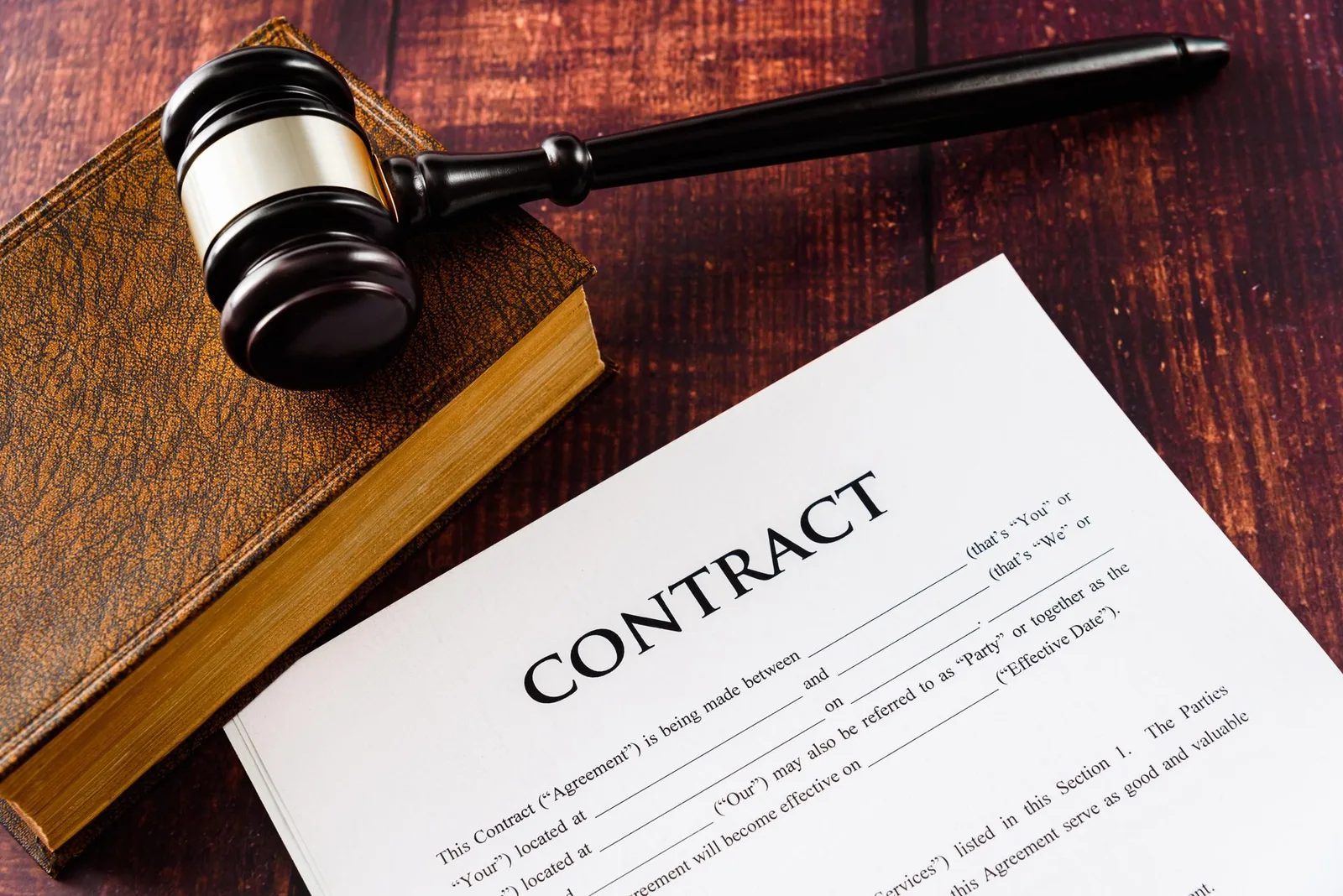 Five Points to Review Before Signing a Commercial Contract